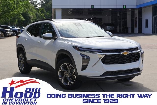 2025 Chevrolet Trax LT in Summit White — front three-quarter view